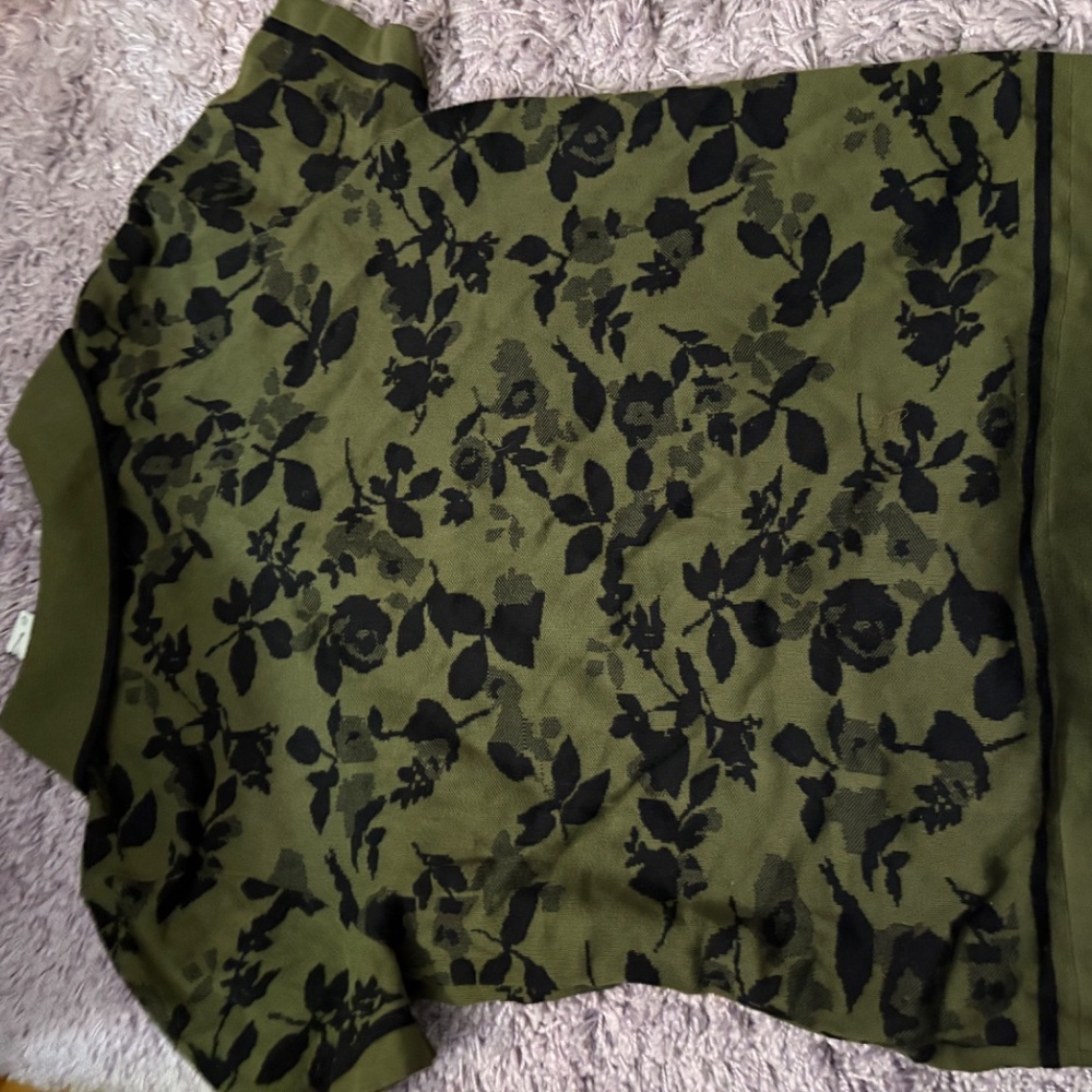 Express knit floral button down - Picture 4 of 7